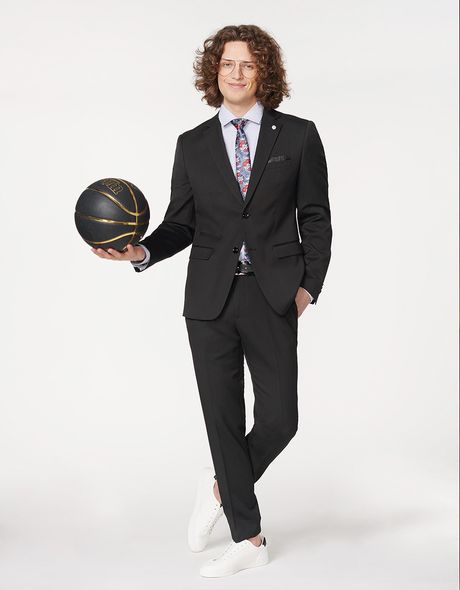 L.H Solid Classic Slim-Fit Suit (Black)