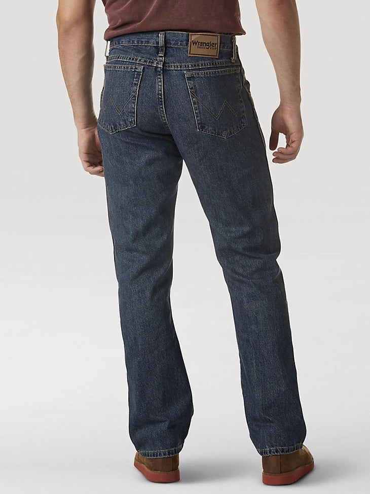 Wrangler® Relaxed Straight Fit Jean