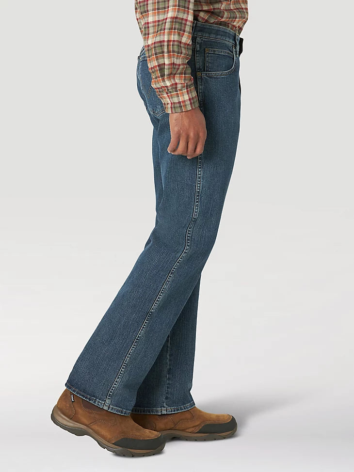 Performance Wrangler® Relaxed Fit