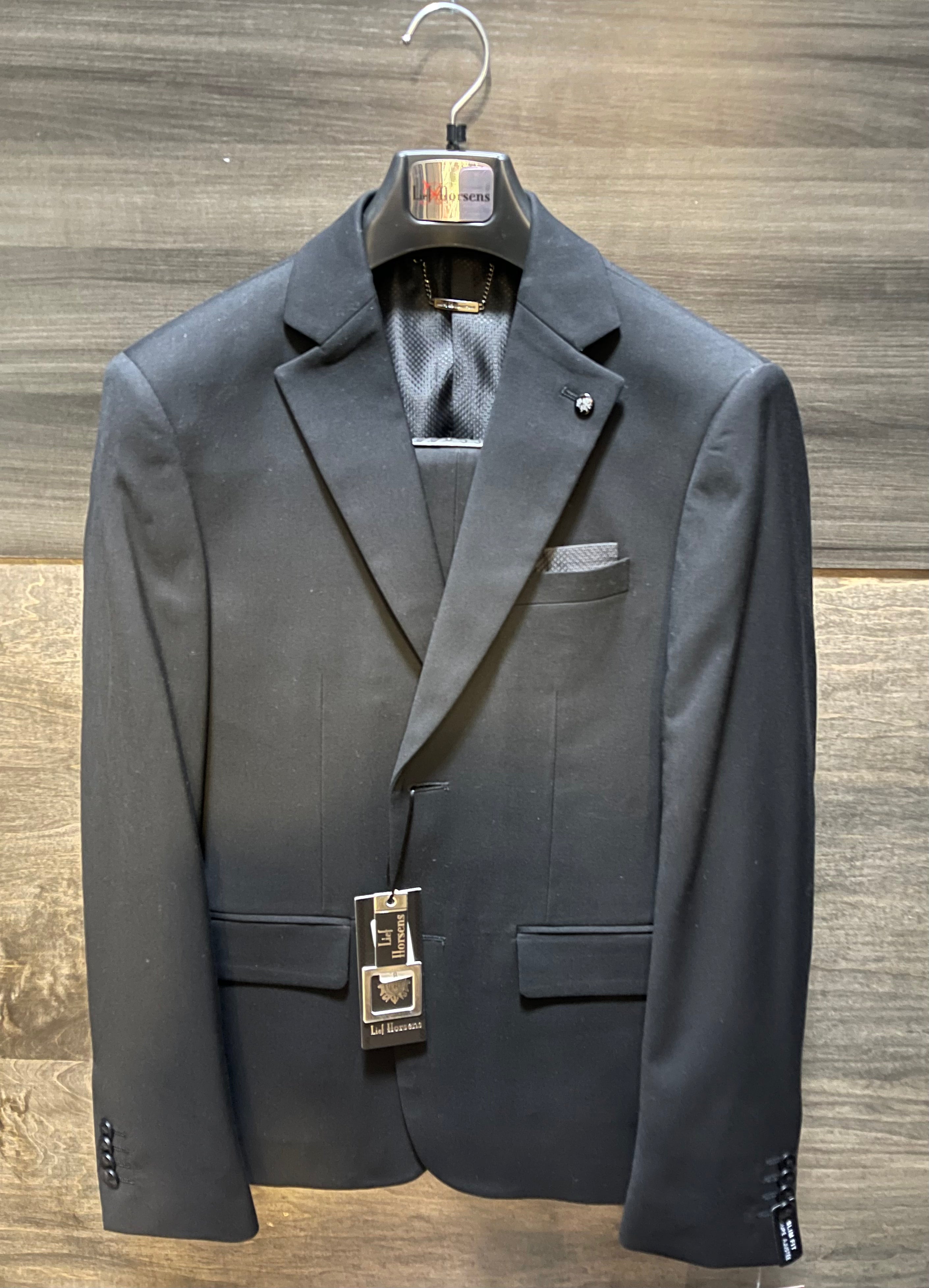 L.H Fashion Suit