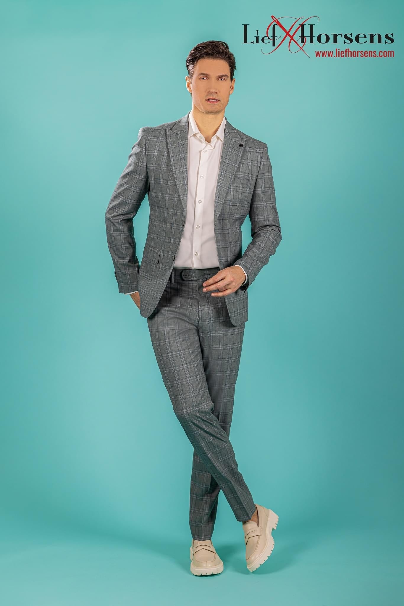 L.H. Fashion Suit