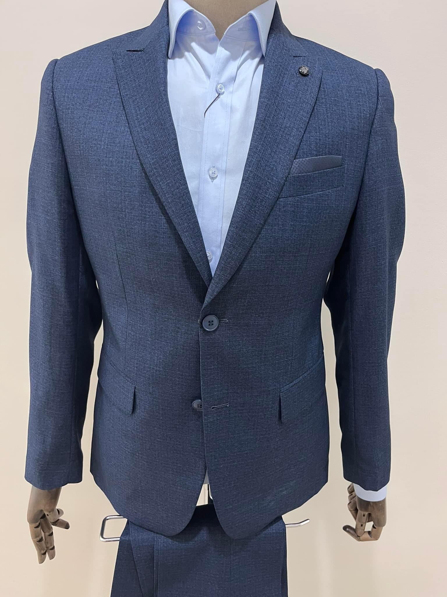 L.H. Fashion Suit